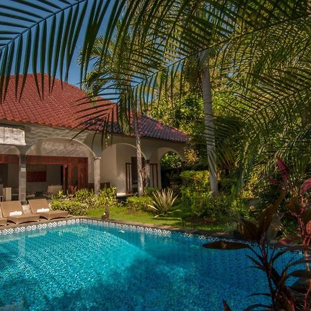 Villa Kelapa Lovina Beach Extérieur photo