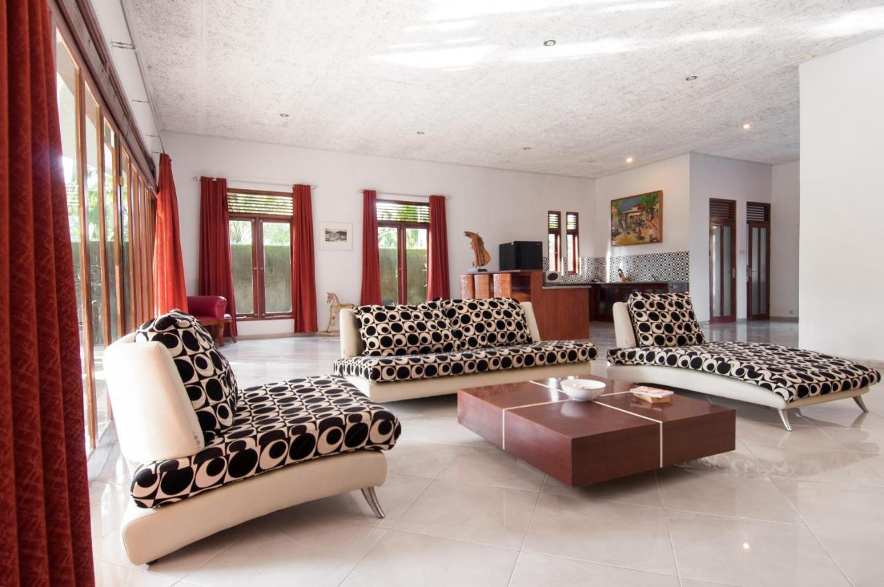 Villa Kelapa Lovina Beach Extérieur photo